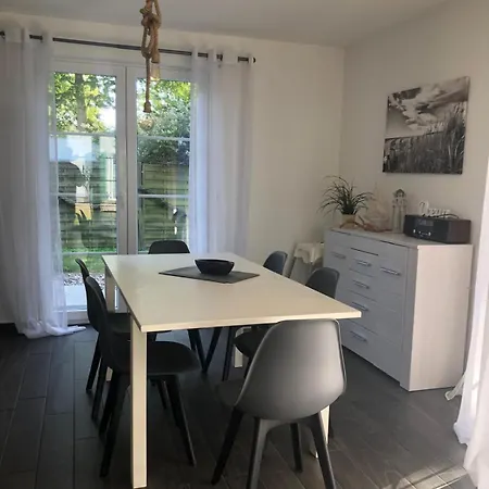 Traumhaftes Ostsee- Unter Reet In * Rerik